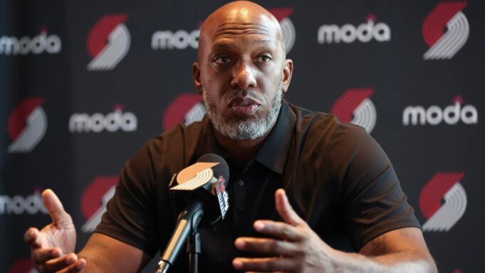 Chauncey Billups এর অ্যাটর্নি অবৈধ ক্রীড়া অভিযোগে ব্লেজার কোচের লড়াইকে Chauncey Billups এর অ্যাটর্নি অবৈধ ক্রীড়া অভিযোগে ব্লেজার কোচের লড়াইকে স্থগিত করার প্রতিশ্রুতি দিয়েছেন
 | BanglaKagaj.in