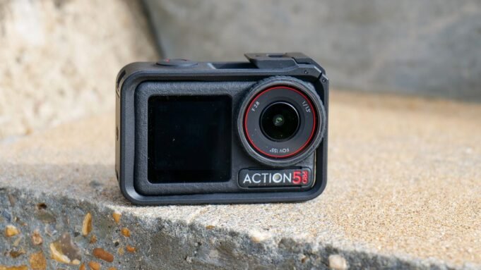 DJI Osmo Action 6-এর সর্বশেষ ফাঁস হওয়া চিত্রটি আমাদের ক্যামেরায় DJI Osmo Action 6-এর সর্বশেষ ফাঁস হওয়া চিত্রটি আমাদের ক্যামেরায় প্রথম নজর দেয়।
 | BanglaKagaj.in