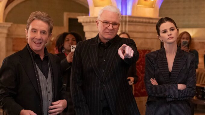 'অনলি মার্ডারস ইন দ্য বিল্ডিং' হুলুতে পুনর্নবীকরণ করা হয়েছে এবং Steve Martin, Selena Gomez and Martin Short in the