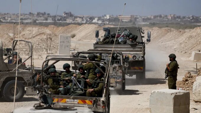 একজন ইসরায়েলি সামরিক কর্মকর্তা বলেছেন যে হামাস গাজায় আইডিএফ সৈন্যদের একজন ইসরায়েলি সামরিক কর্মকর্তা বলেছেন যে হামাস গাজায় আইডিএফ সৈন্যদের গুলি করে যুদ্ধবিরতি লঙ্ঘন করছে।
 | BanglaKagaj.in