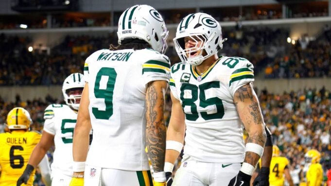 এটি লাইভ অনুসরণ করুন: লাভ লেকার্স ফুটবলের নেতৃত্ব দেওয়ার জন্য এটি লাইভ অনুসরণ করুন: লাভ লেকার্স ফুটবলের নেতৃত্ব দেওয়ার জন্য 16তম TD-এর জন্য Kraft খুঁজে পায়
 | BanglaKagaj.in