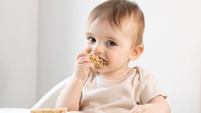 জীবনের প্রথম দিকে চিনাবাদামের এক্সপোজার হাজার হাজার মানুষকে পরবর্তী জীবনে জীবনের প্রথম দিকে চিনাবাদামের এক্সপোজার হাজার হাজার মানুষকে পরবর্তী জীবনে মারাত্মক অ্যালার্জি এড়াতে সাহায্য করে
 | BanglaKagaj.in