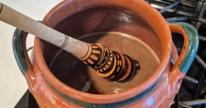 ডেড অফ ডেডের জন্য এই মসলাযুক্ত মেক্সিকান হট চকলেট তৈরি ডেড অফ ডেডের জন্য এই মসলাযুক্ত মেক্সিকান হট চকলেট তৈরি করুন
 | BanglaKagaj.in