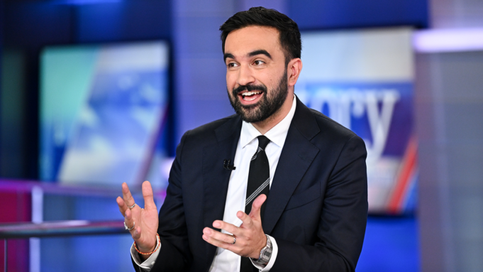 মর্নিং গ্লোরি: কোন ওয়ে গোথাম?

 | BanglaKagaj.in