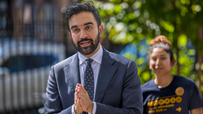 মাইকেল রাপাপোর্ট একটি ব্যয়বহুল সুশি রেস্তোরাঁয় খাওয়ার জন্য "শ্রমিক শ্রেণীর" মাইকেল রাপাপোর্ট একটি ব্যয়বহুল সুশি রেস্তোরাঁয় খাওয়ার জন্য "শ্রমিক শ্রেণীর" জাহরান মামদানিকে আক্রমণ করেছেন
 | BanglaKagaj.in