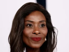 Goldman Sachs-এর একজন অংশীদার একটি ওরাকল খুঁজতে গিয়ে লোকেরা করা সবচেয়ে বড় ভুলটি শেয়ার করে
| BanglaKagaj.in Goldman Sachs-এর একজন অংশীদার একটি ওরাকল খুঁজতে গিয়ে লোকেরা করা সবচেয়ে বড় ভুলটি শেয়ার করে
| BanglaKagaj.in