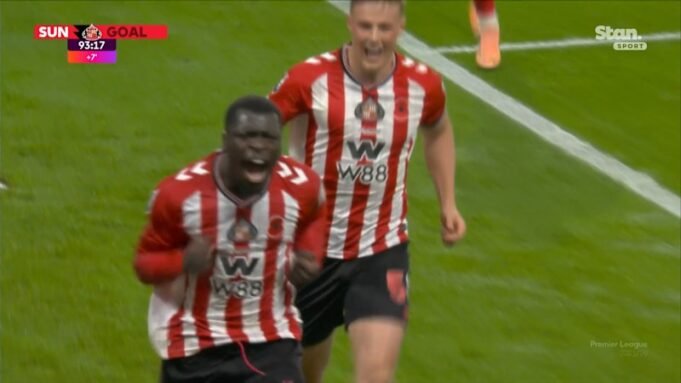 অতিরিক্ত সময়ে আর্সেনালকে স্তব্ধ করে দেন ব্রোভি।

 | BanglaKagaj.in