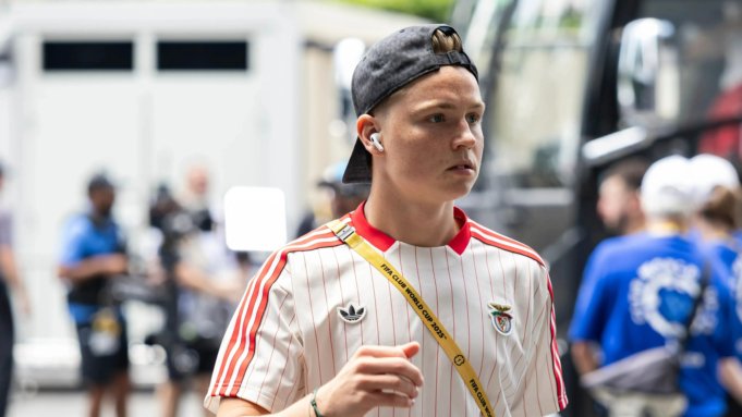 'আমি দোষী সাব্যস্ত হওয়ার অপেক্ষায় আছি' - অবৈধ ভিডিওতে পুলিশের 'আমি দোষী সাব্যস্ত হওয়ার অপেক্ষায় আছি' - অবৈধ ভিডিওতে পুলিশের অপরাধে অভিযুক্ত চ্যাম্পিয়ন্স লিগ তারকা
| BanglaKagaj.in