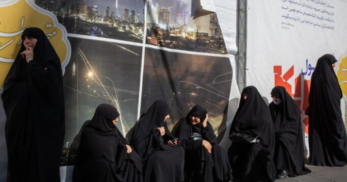 ইরানের পারমাণবিক কর্মসূচি সংক্রান্ত বিপজ্জনক অচলাবস্থা | BanglaKagaj.in ইরানের পারমাণবিক কর্মসূচি সংক্রান্ত বিপজ্জনক অচলাবস্থা
| BanglaKagaj.in