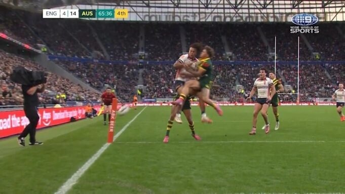 ওয়ালশ একটি বায়বীয় প্রতিযোগিতায় হলুদ কার্ড পেয়েছিলেন। | BanglaKagaj.in ওয়ালশ একটি বায়বীয় প্রতিযোগিতায় হলুদ কার্ড পেয়েছিলেন।
| BanglaKagaj.in