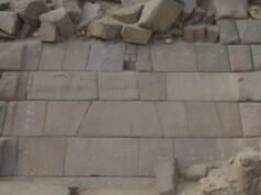 গিজার তৃতীয় বৃহত্তম পিরামিডের রহস্যময় “শূন্যতা” আবিষ্কার করতে বিজ্ঞানীরা বিস্মিত হয়েছেন কারণ স্ক্যানগুলি ইঙ্গিত করে যে তারা একটি গোপন প্রবেশদ্বার হতে পারে।
| BanglaKagaj.in গিজার তৃতীয় বৃহত্তম পিরামিডের রহস্যময় "শূন্যতা" আবিষ্কার করতে বিজ্ঞানীরা বিস্মিত হয়েছেন কারণ স্ক্যানগুলি ইঙ্গিত করে যে তারা একটি গোপন প্রবেশদ্বার হতে পারে।
| BanglaKagaj.in