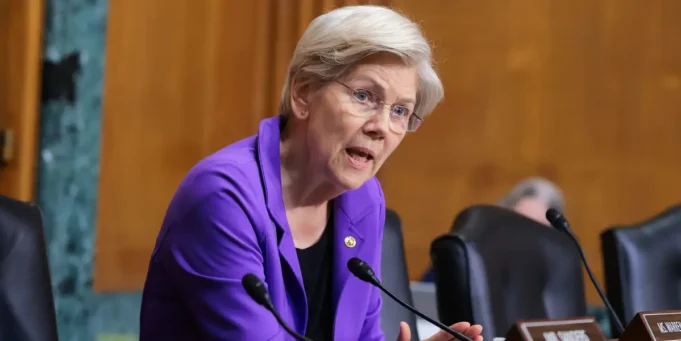 ছাত্র ঋণ ক্ষমা ফিরে এসেছে - কিন্তু ট্যাক্স পরিবর্তন কিছু ছাত্র ঋণ ক্ষমা ফিরে এসেছে - কিন্তু ট্যাক্স পরিবর্তন কিছু ঋণগ্রহীতার জন্য 'আর্থিক বিপর্যয়' হতে পারে
| BanglaKagaj.in