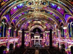 তিনি ব্যাসিলিকায় শব্দ, আলো এবং স্থাপত্যের “অতিরিক্ত সৌন্দর্য” এঁকেছিলেন
| BanglaKagaj.in তিনি ব্যাসিলিকায় শব্দ, আলো এবং স্থাপত্যের "অতিরিক্ত সৌন্দর্য" এঁকেছিলেন
| BanglaKagaj.in