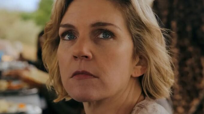 প্লুরিবাসের সহজেই 2025 সালের সেরা টিভি প্রিমিয়ার ছিল, কিন্তু অ্যাপল টিভি এখনও একটি আপত্তিজনক বিশদকে এলোমেলো করেছে

 | BanglaKagaj.in