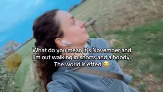 যুক্তরাজ্যে এত গরম কেন? বিভ্রান্ত ব্রিটিশরা দাবি করেছে যে এটি নভেম্বরের মাঝামাঝি পর্যন্ত 'খুব গরম' - ব্রিটেন রেকর্ডে মৃদুতম বনফায়ার নাইট রেকর্ড করেছে

 | BanglaKagaj.in