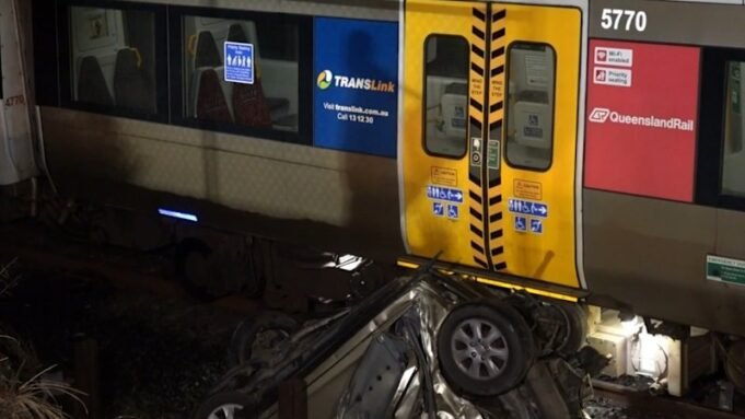 রেললাইনে আটকে পড়া নারী অলৌকিকভাবে রক্ষা পান | BanglaKagaj.in রেললাইনে আটকে পড়া নারী অলৌকিকভাবে রক্ষা পান
| BanglaKagaj.in