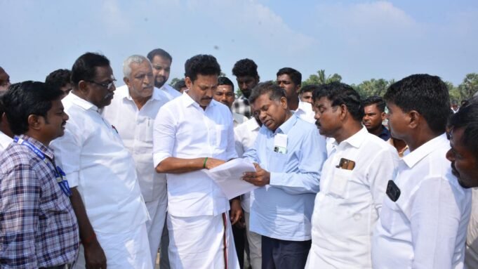 সমন্ধনপেট্টাইতে একটি ছোট মাছ ধরার বন্দরের ভিত্তি স্থাপন | BanglaKagaj.in Google Preferred Source